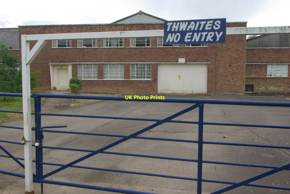 Photo 6"x4" Thwaites, Cubbington Cubbington c2013