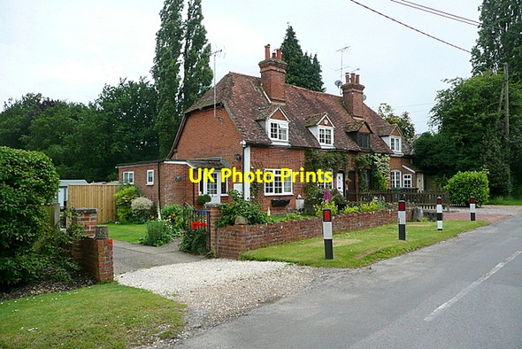 Photo 6"x4" Houses at Binfield Heath Binfield Heath c2013