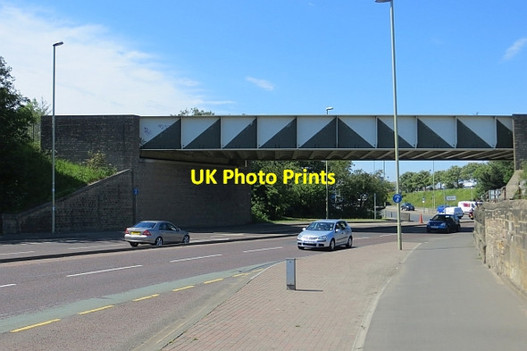 Photo 6"x4" Railway bridge, Jarrow Road Jarrow c2013