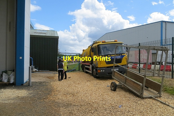 Photo 6"x4" Milk disposal Ratho Station c2013