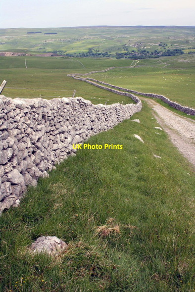 Photo 6"x4" Mastiles Lane descending from Holgates Kilnsey Moor Bordley c2013