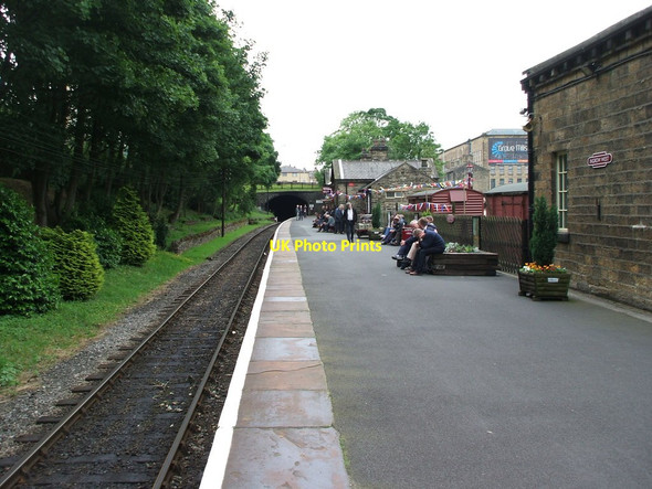Photo 6"x4" Ingrow (West) railway station, Yorkshire Keighley c2008