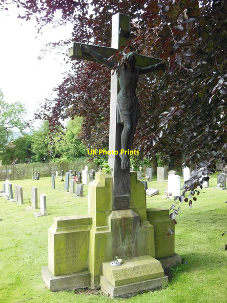 Photo 6"x4" The War Memorial at Ampleforth Ampleforth c2013