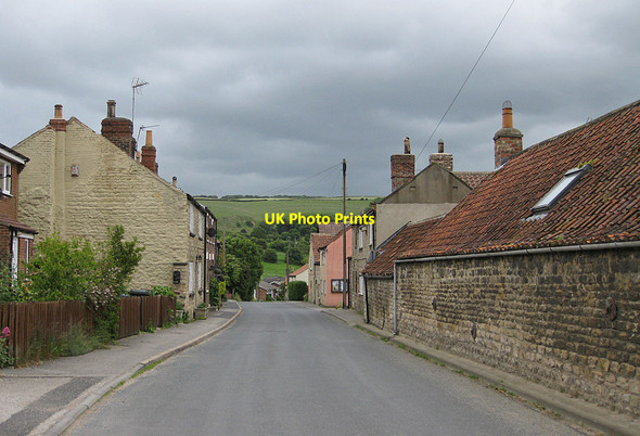 Photo 6"x4" View to Leavening Brow Leavening c2013