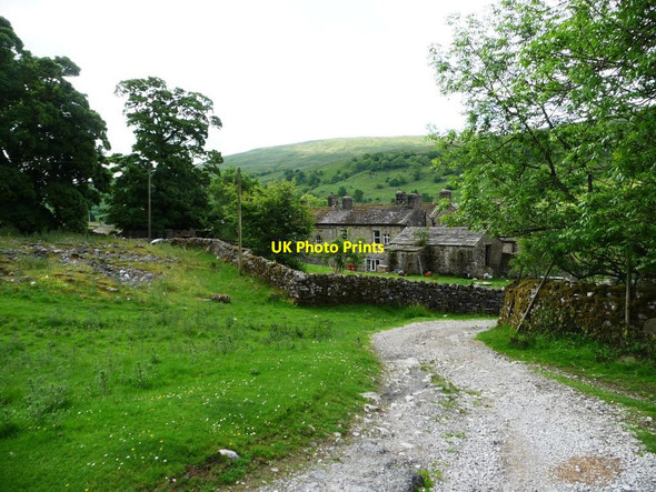 Photo 6"x4" Yockenthwaite from the north Yockenthwaite c2013