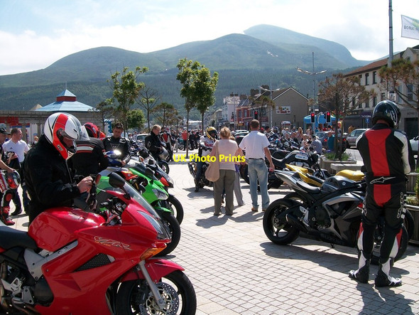 Photo 6"x4" Bikers on the Central Promenade Newcastle\/J3732 c2013