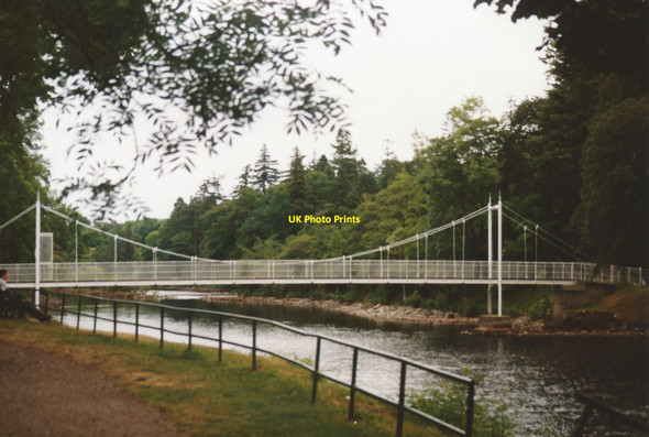 Photo 6"x4" The Great Glen Way crosses the River Ness Inverness c1995