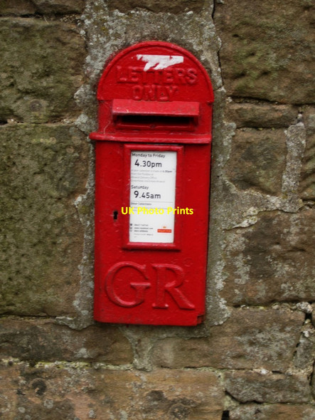 Photo 6"x4" Post box in East Horton East Horton c2013
