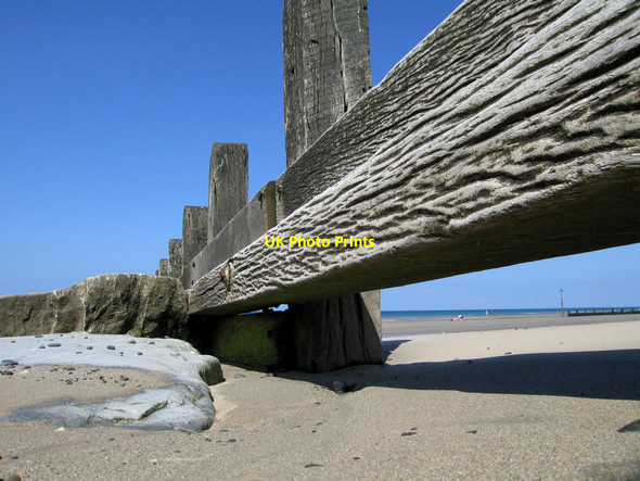 Photo 6"x4" Well weathered grainy groyne Aberlerry c2013