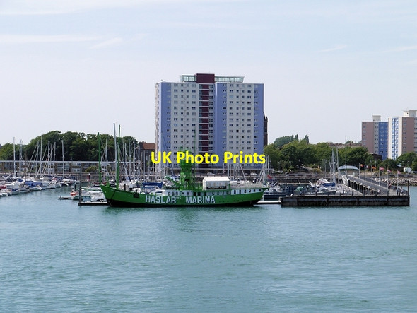 Photo 6"x4" Haslar Marina Newtown\/SZ6199 c2013