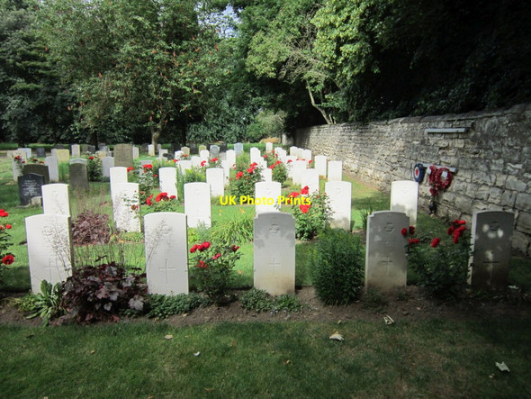 Photo 6"x4" War Graves in Kirkby Wharfe Cemetery Kirkby Wharfe c2013
