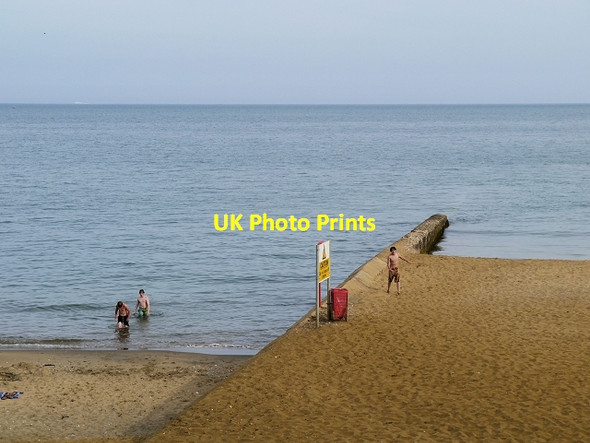 Photo 6"x4" Breakwater, Sandown Beach Sandown c2013