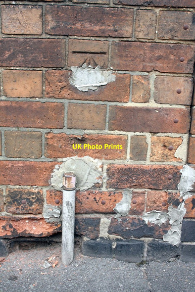 Photo 6"x4" Benchmark on #27 Albert Street Burton upon Trent c2013