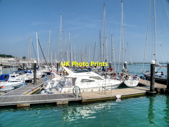 Photo 6"x4" River Medina, Cowes Marina Cowes c2013