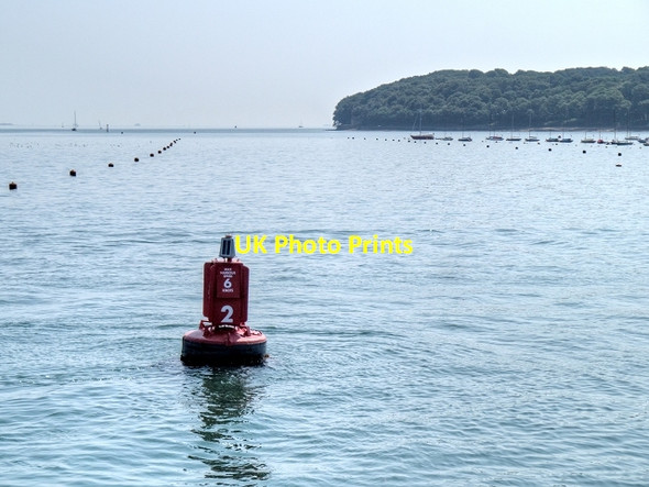 Photo 6"x4" Marker Buoy, East Cowes Cowes c2013