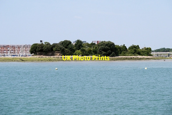 Photo 6"x4" Burrow Island, Portsmouth Harbour Portsea c2013
