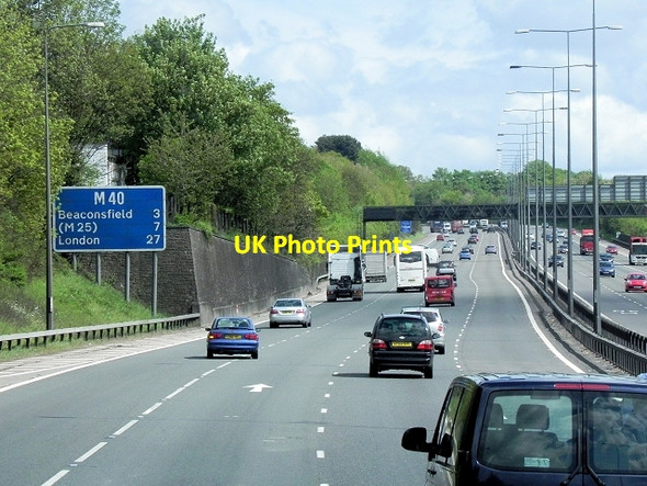 Photo 6"x4" Southbound M40 Motorway Beaconsfield c2013