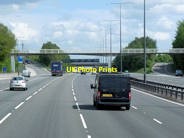 Photo 6"x4" Southbound M40 , Exit at Junction 2, Beaconsfield Beaconsfield c2013