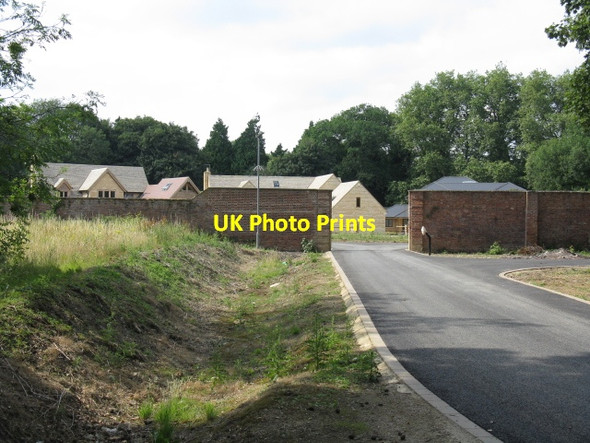 Photo 6"x4" New development behind old walls Orton Longueville c2013