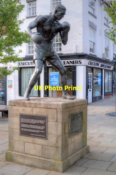 Photo 6"x4" Randolph Turpin Statue, Warwick Market Place Warwick c2013