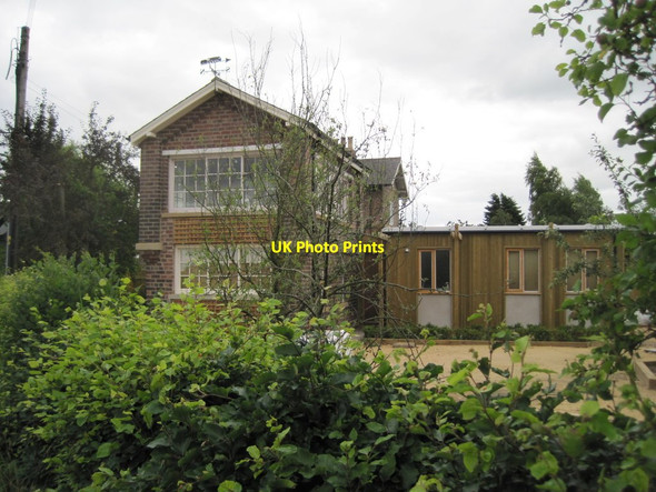 Photo 6"x4" Warthill railway station (site), Yorkshire Moor End\/SE6656 c2010
