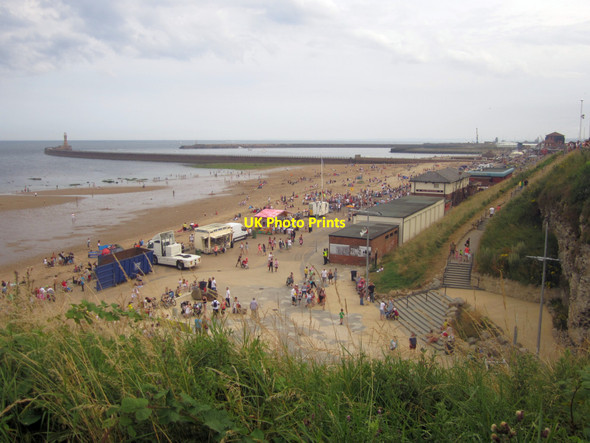 Photo 6"x4" The Beach at Roker and Marine Walk Sunderland\/NZ3957 c2013
