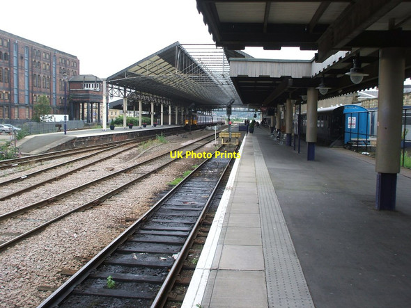 Photo 6"x4" Huddersfield railway station, Yorkshire, 2008 Huddersfield c2008
