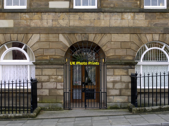 Photo 6"x4" Old Custom House, Borough Road, North Shields Meadow Well c2013