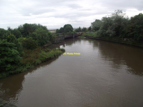 Photo 6"x4" Railway bridge across the River Leven Leven\/NO3800 c2012