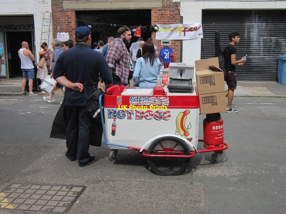 Photo 6"x4" Hot dog seller on Humber Street, Hull Kingston upon Hull c2013