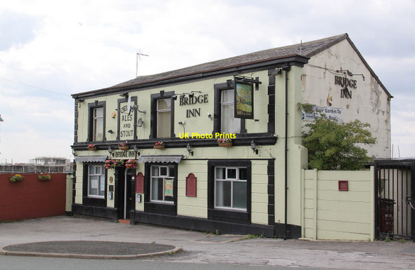 Photo 6"x4" Bridge Inn, Clayton Lane Droylsden c2013