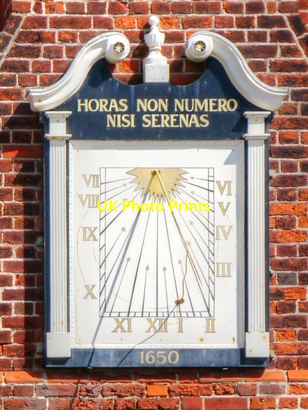 Photo 6"x4" Sundial on the Moot Hall Aldeburgh c2013