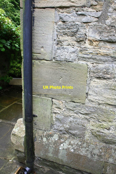 Photo 6"x4" Benchmark behind downpipe on #9 Railway Cottages Richmond\/NZ1701 c2013