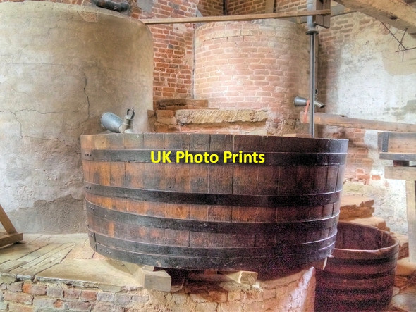 Photo 6"x4" Charlecote, The Brewhouse Charlecote c2013