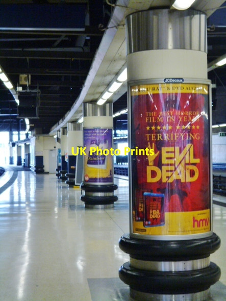 Photo 6"x4" Platform, Euston Railway Station London c2013