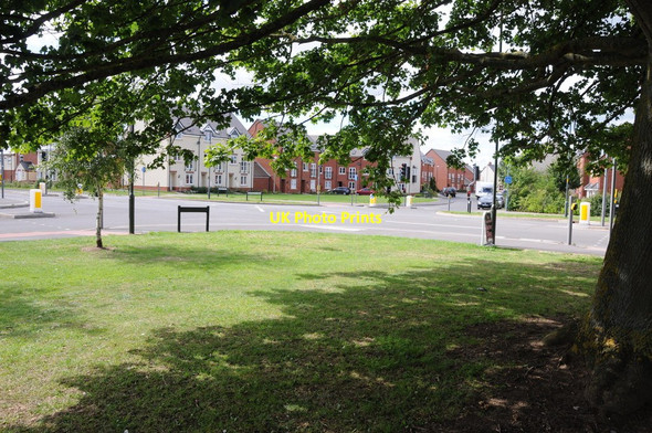 Photo 6"x4" Housing developments on Bredon Road Tewkesbury c2013