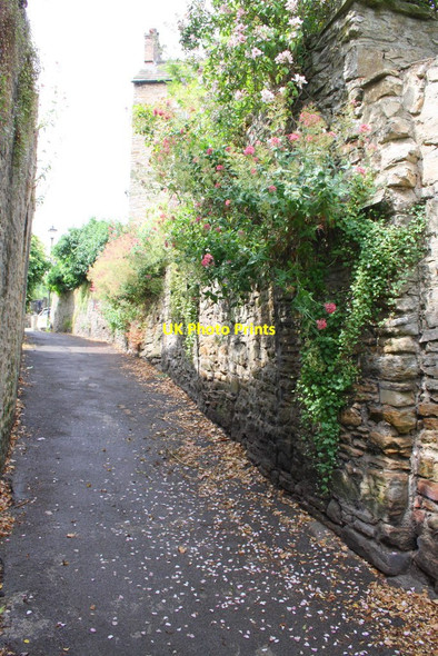 Photo 6"x4" Looking along Lombards Wynd towards Frenchgate Richmond\/NZ1701 c2013