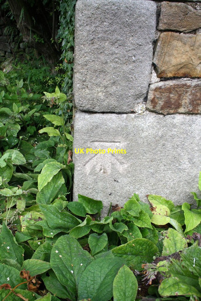 Photo 6"x4" Benchmark on barn, Bog Lane Skipton c2013