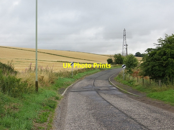 Photo 6"x4" National speed limit signs South Powrie c2013