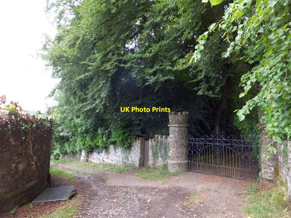 Photo 6"x4" The eastern gate to Ashridge Court Ashridge Court c2013