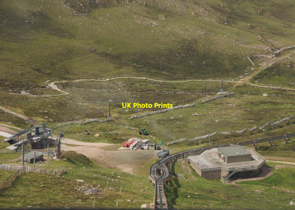Photo 6"x4" Shieling Station on the Cairngorm Railway White Lady Shieling c2013