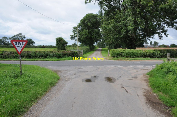 Photo 6"x4" Junction on the Cold Ashby road Winwick\/SP6273 c2013