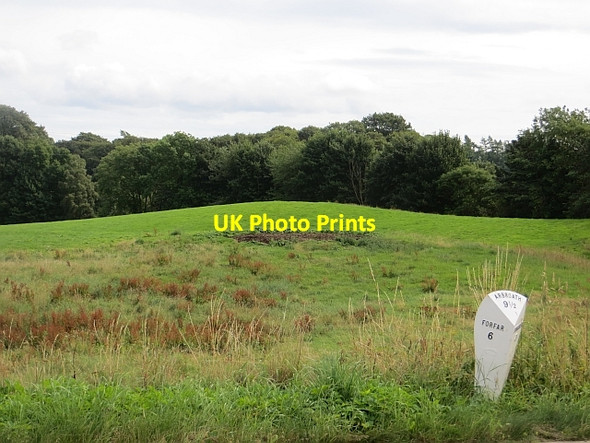 Photo 6"x4" Milepost, Milldens Milldens c2013
