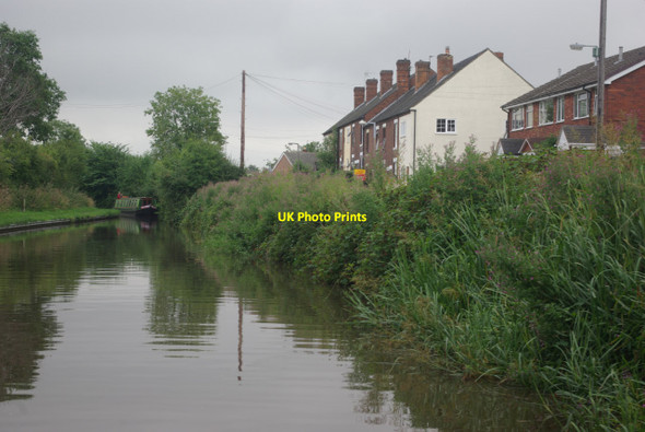 Photo 6"x4" Trent & Mersey Canal, Handsacre Mavesyn Ridware c2013