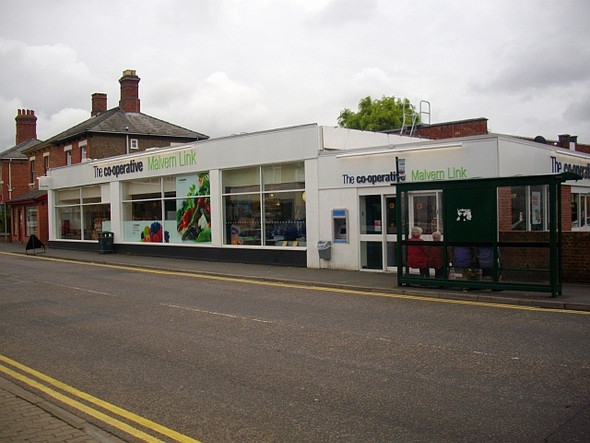 Photo 6"x4" Malvern Link Co-op Great Malvern c2008