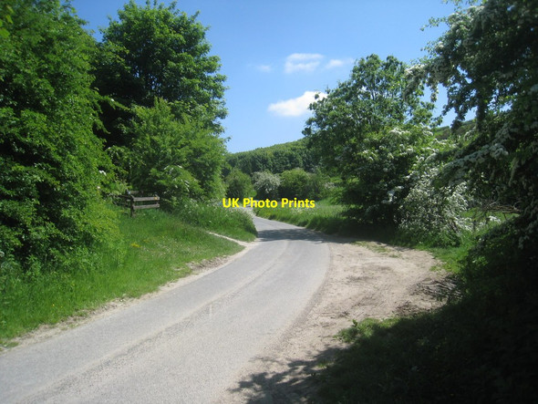 Photo 6"x4" Hudson way crosses the road from Goodmanham Goodmanham c2013