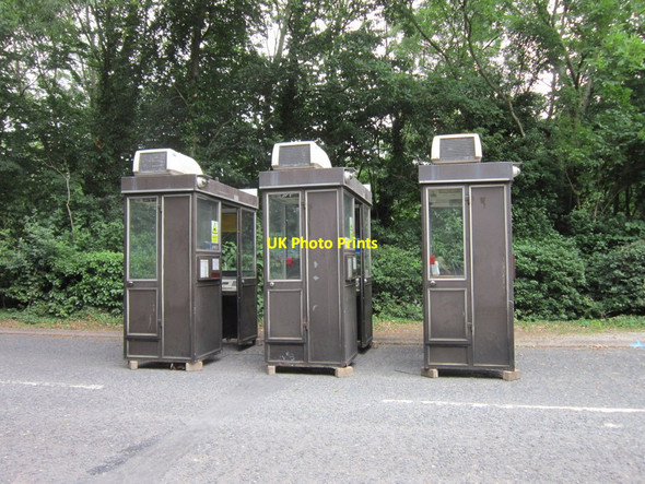 Photo 6"x4" Former Humber Bridge Toll Booths Hessle\/TA0326 c2013
