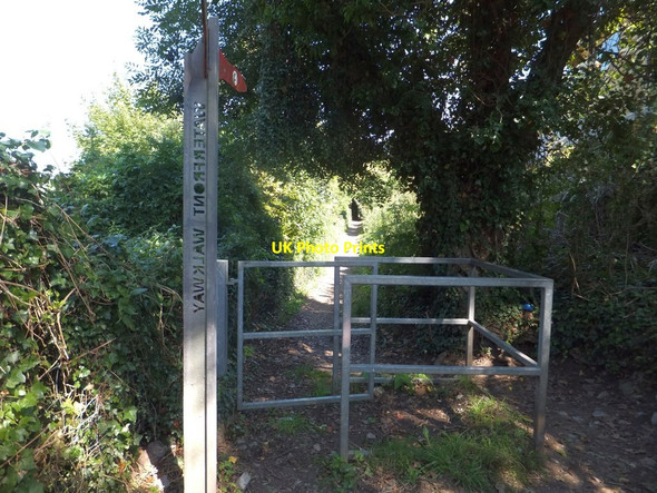 Photo 6"x4" Modern kissing gate, Hexton Hill Turnchapel c2013