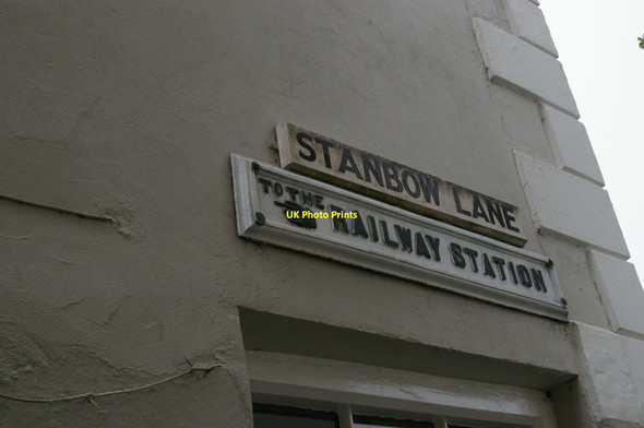 Photo 6"x4" Boston: signs on Stanbow Lane Boston c2013