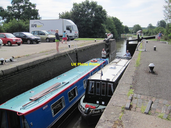 Photo 6"x4" Narrow Boats in Lock, Grand Union Canal Stoke Bruerne c2013